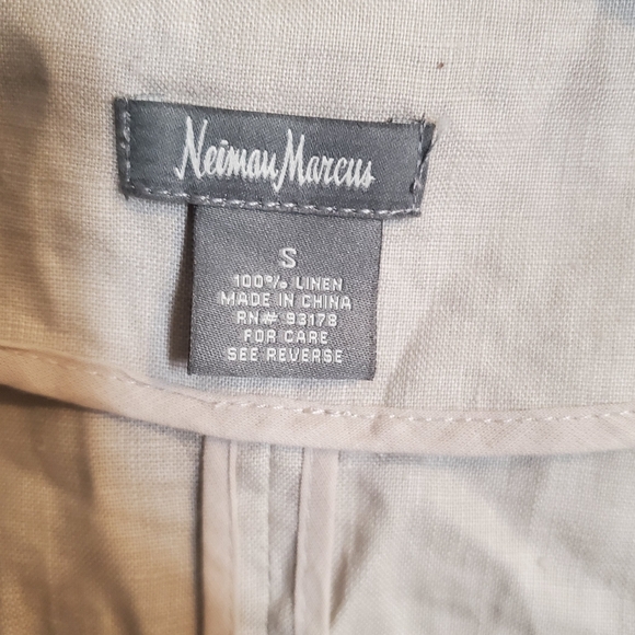 Neiman Marcus Linen Blazer - Picture 2 of 3